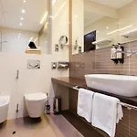 Roset Hotel&residence 4*