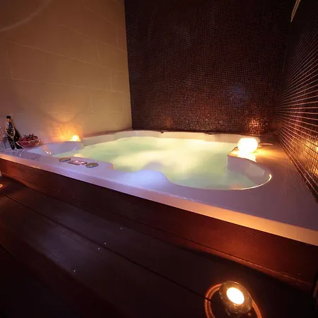 Roset & Hotel Pressburg