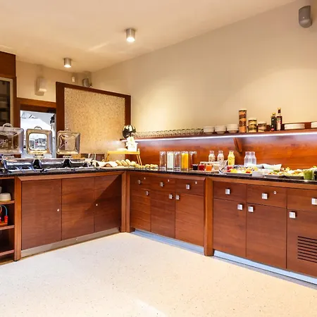 Roset & Hotel Bratislava