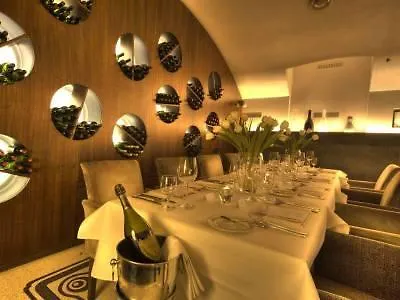 Roset & 酒店 4*
