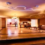 Roset & 4* Pozsony