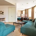 Roset & מלון 4*
